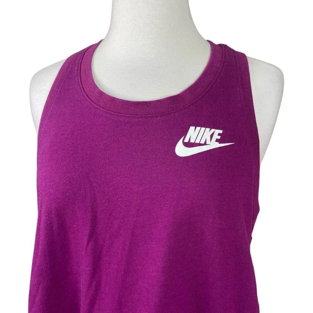 Nike Magenta Tank Top Size Medium